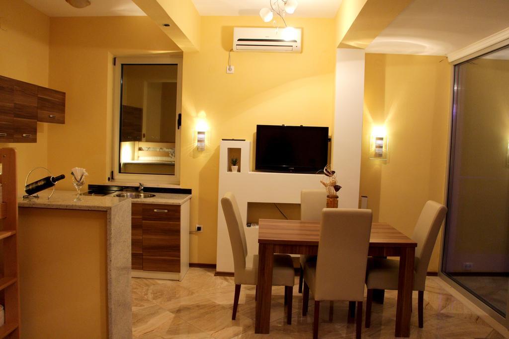 Crystal Apartments Ulcinj Ngoại thất bức ảnh